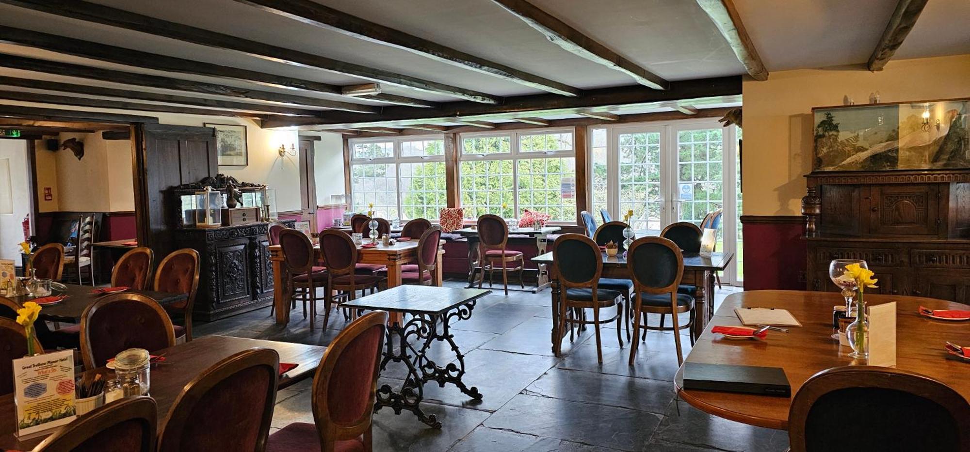 No 4 Trelawney Apartment - Onsite Bar - Restaurant - Horse Riding Menheniot Экстерьер фото